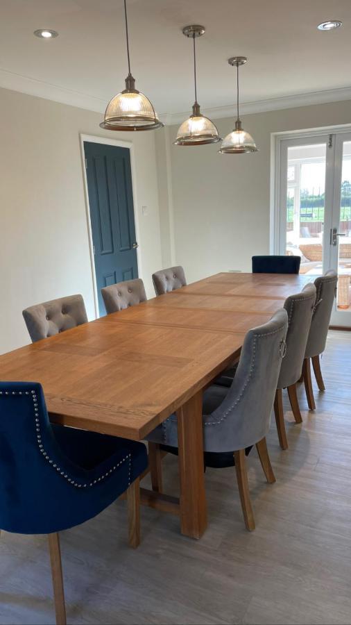 Executive Home With Plenty Of Room Ely Εξωτερικό φωτογραφία