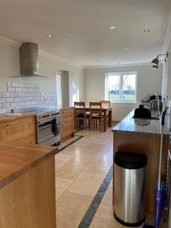 Executive Home With Plenty Of Room Ely Εξωτερικό φωτογραφία