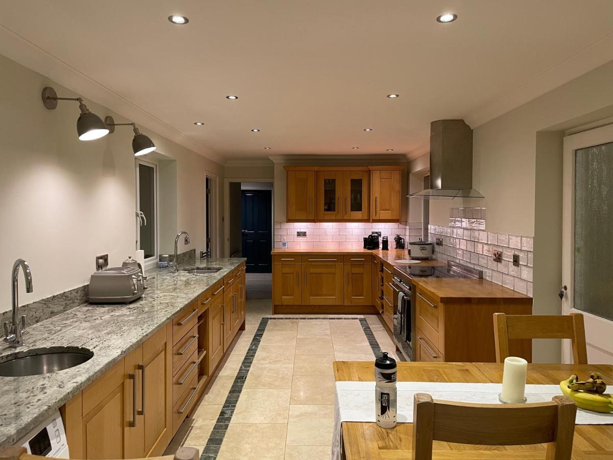 Executive Home With Plenty Of Room Ely Εξωτερικό φωτογραφία