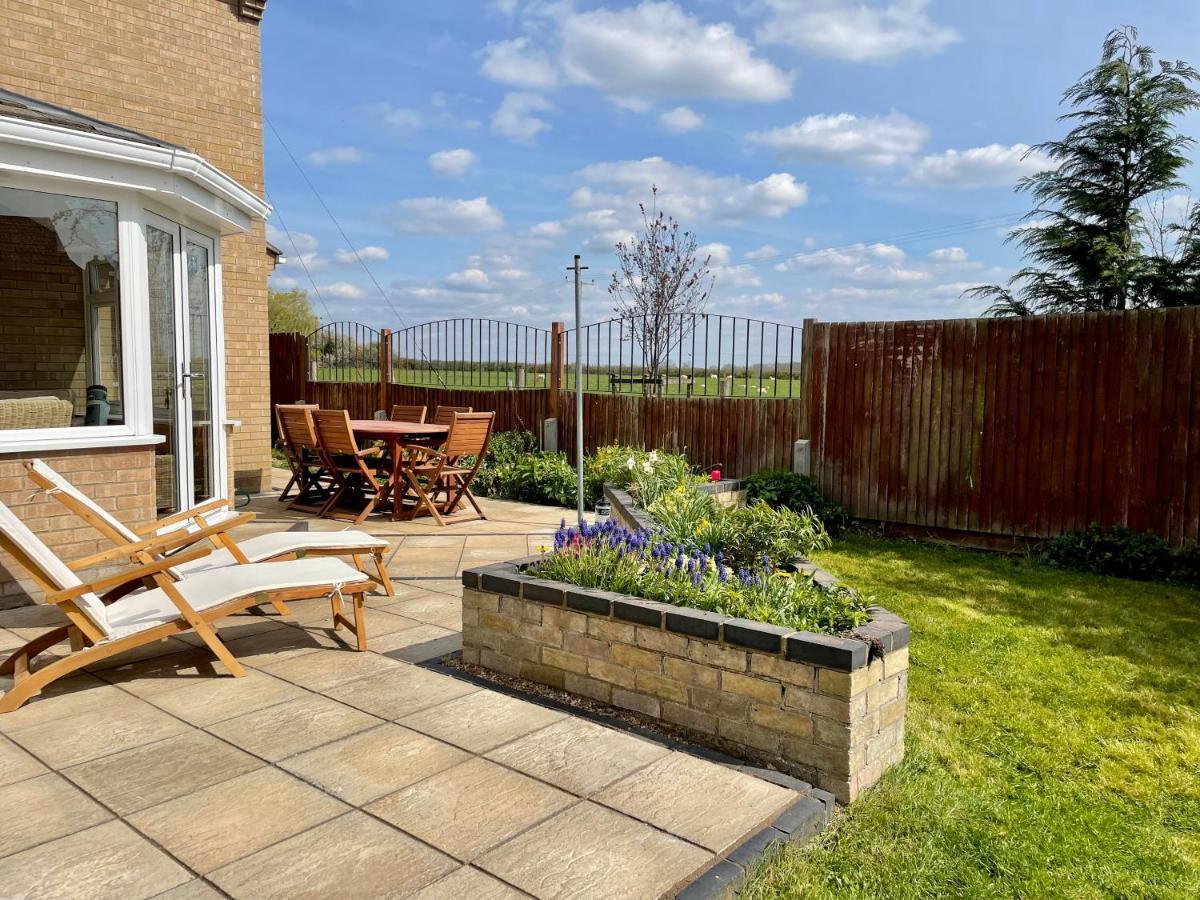 Executive Home With Plenty Of Room Ely Εξωτερικό φωτογραφία