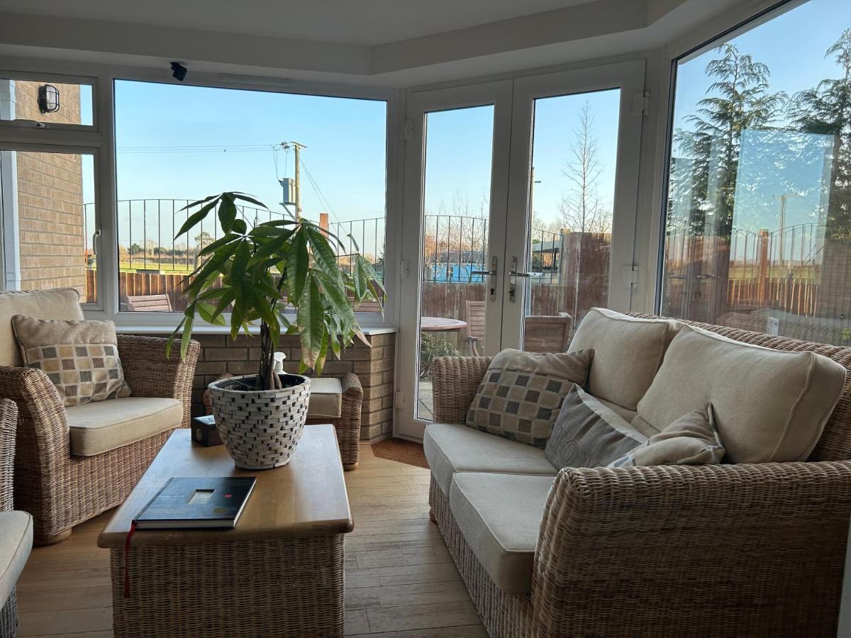Executive Home With Plenty Of Room Ely Εξωτερικό φωτογραφία